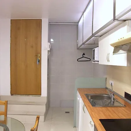 Appartement Super Sotano En Playa Canteras ! ! *